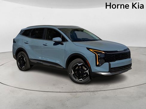 New 2026 Kia Sportage EX image 2