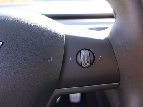 Used 2021 Tesla Model 3 Performance image 41