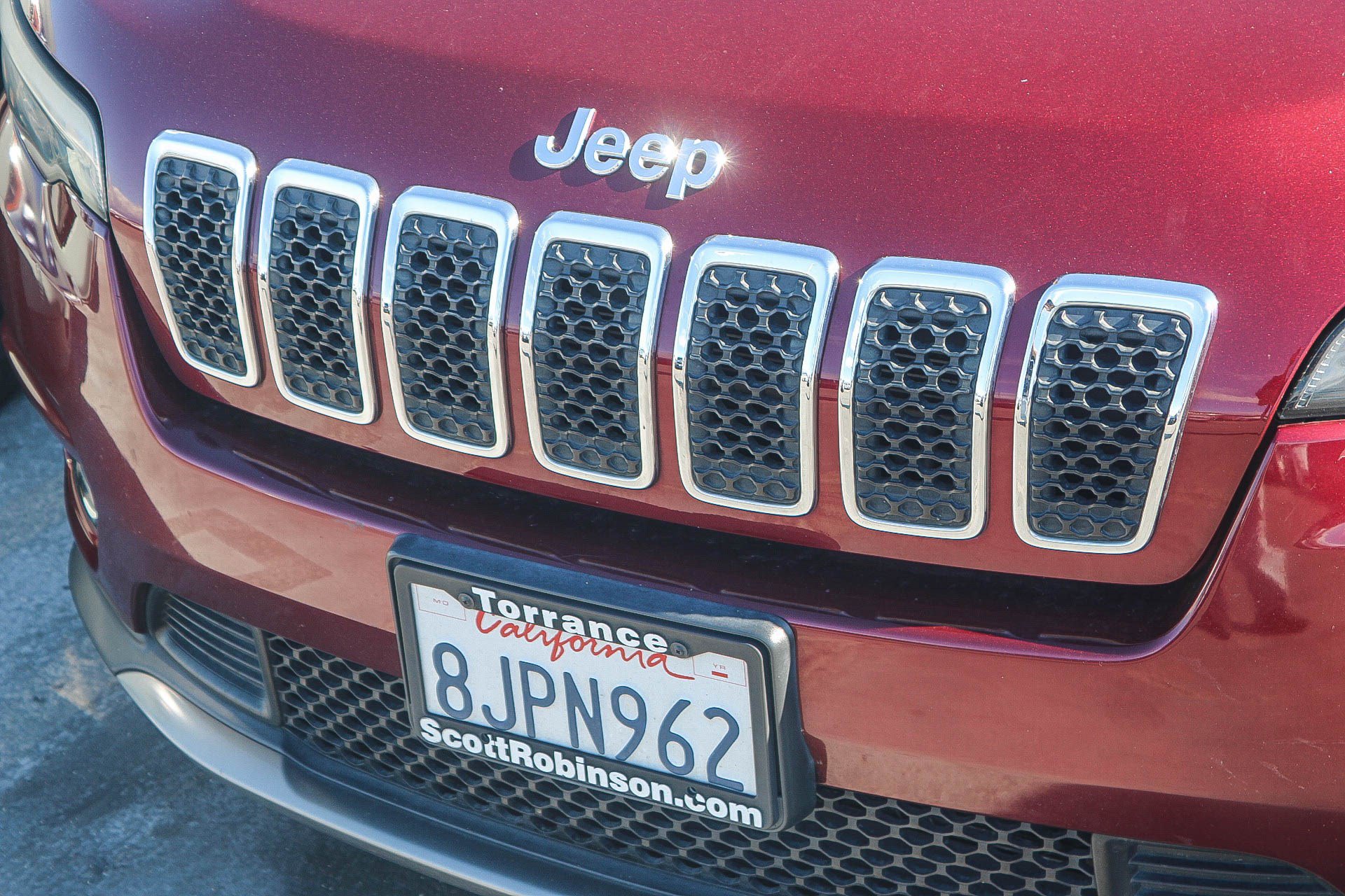 Used 2019 Jeep Cherokee Limited FWD image 7