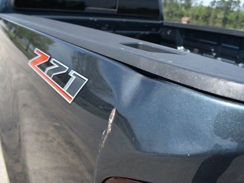 Used 2017 Chevrolet Colorado Z71 image 10