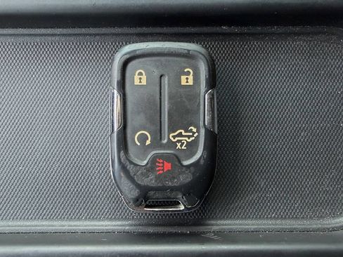 Used 2021 Chevrolet Silverado 1500 LTZ AWD/4WD image 33