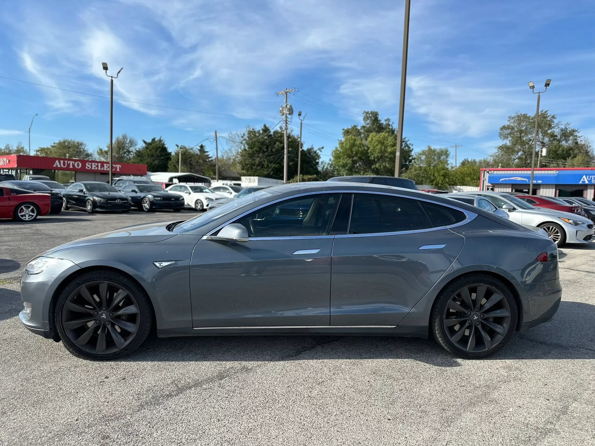 Used 2013 Tesla Model S Performance RWD image 9