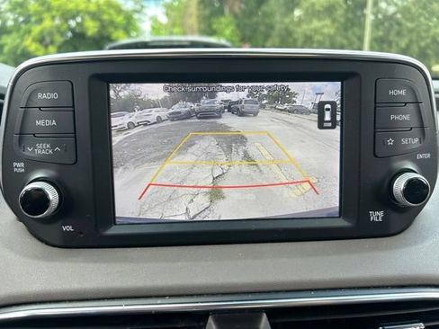 Used 2020 Hyundai Santa Fe SE FWD image 13