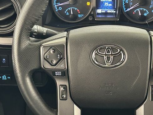 Used 2021 Toyota Tacoma TRD Off-Road w/ Technology Package AWD/4WD image 12