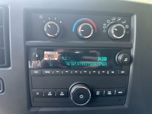 New 2025 Chevrolet Express 3500 w/ Power Convenience Package RWD image 34