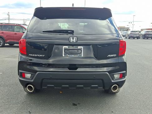 Used 2023 Honda Passport EX-L image 5