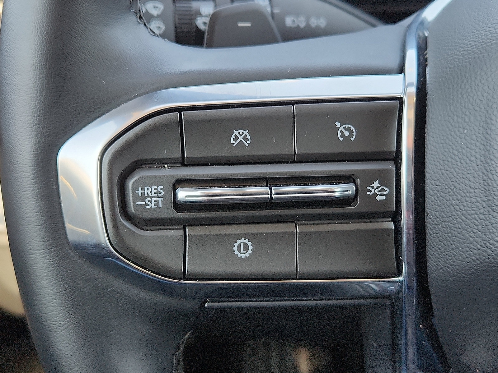 Used 2026 GMC Terrain Denali AWD/4WD image 16