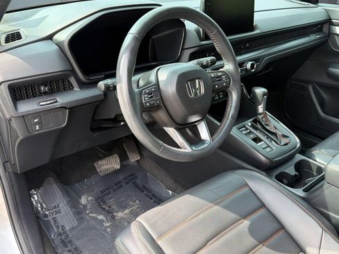 Used 2025 Honda CR-V Sport-L image 4