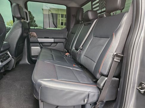 Used 2024 Ford F350 Lariat w/ Lariat Ultimate Package image 31