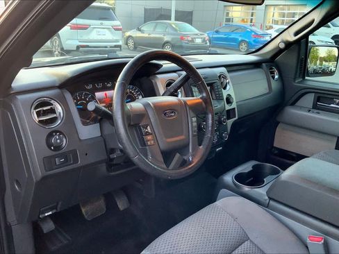 Used 2013 Ford F150 XLT w/ XLT Chrome Pkg image 17