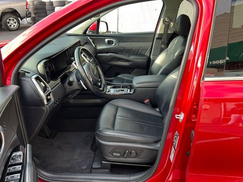 Used 2022 Kia Sorento SX w/ Panoramic Sunroof Package image 17