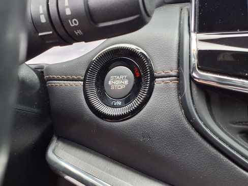 Used 2022 Jeep Compass Limited image 14