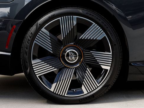 Certified 2024 Rolls-Royce Spectre w/ Spectre Launch Package image 9