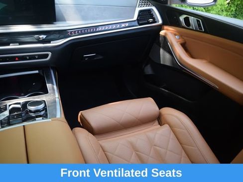 Used 2023 BMW X7 xDrive40i w/ Premium Package AWD/4WD image 14