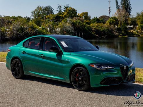 New 2025 Alfa Romeo Giulia w/ Veloce Package Rwd image 1