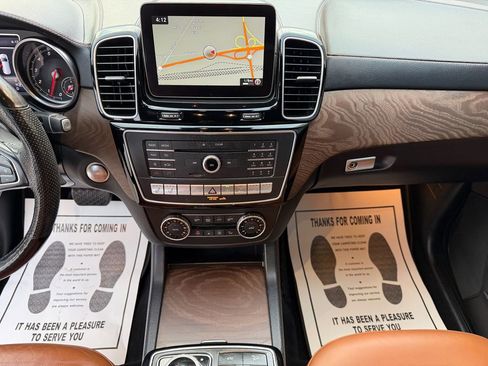 Used 2019 Mercedes-Benz GLS 450 4MATIC w/ Premium 1 Package image 23