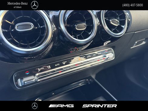 Certified 2022 Mercedes-Benz GLA 250 image 26