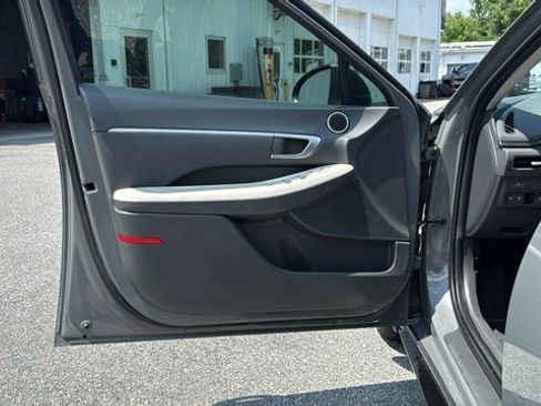 Used 2022 Hyundai Sonata SEL FWD image 12