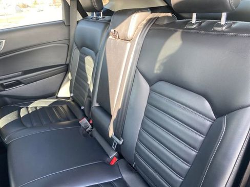 Used 2024 Ford Edge SEL image 21