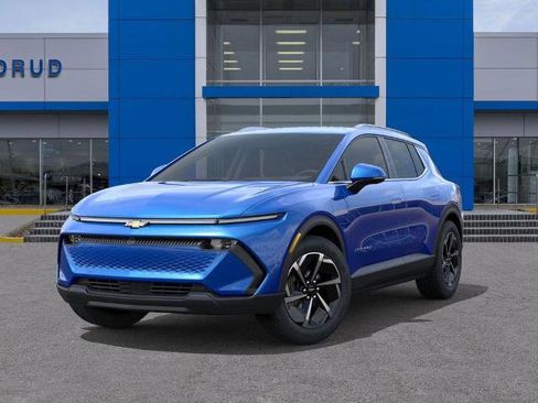 New 2026 Chevrolet Equinox EV LT image 6