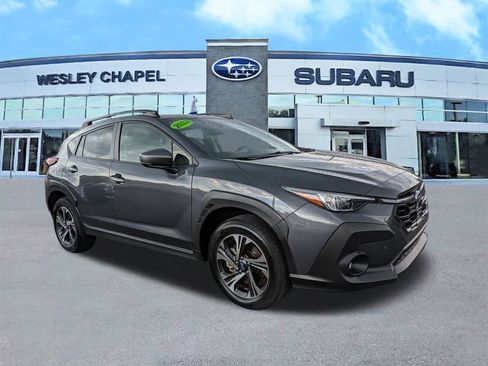 Used 2024 Subaru Crosstrek 2.0i Premium image 2