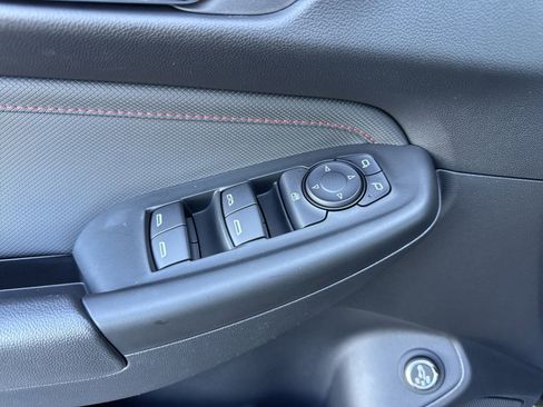 New 2025 Chevrolet TrailBlazer RS w/ Convenience Package image 11