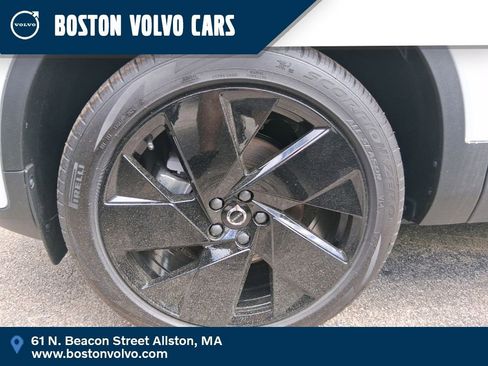 New 2026 Volvo XC40 B5 Ultra w/ Protection Package Premier AWD/4WD image 4