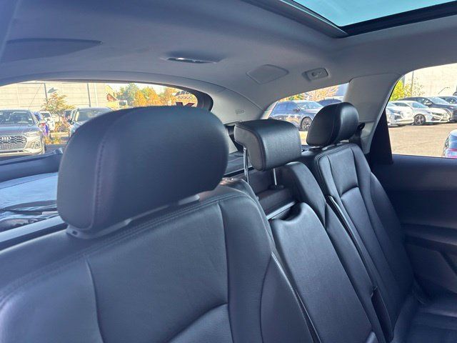 Used 2018 Audi Q7 3.0T Premium Plus w/ Premium Plus Package AWD/4WD image 12