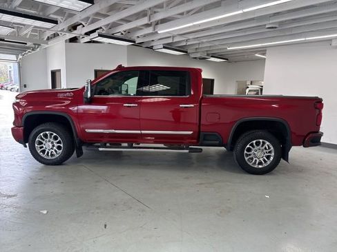 Used 2024 Chevrolet Silverado 3500 High Country w/ Technology Package AWD/4WD image 7