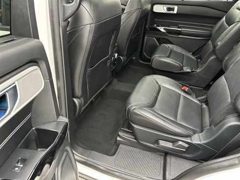 Used 2021 Ford Explorer ST w/ Equipment Group 401A AWD/4WD image 23
