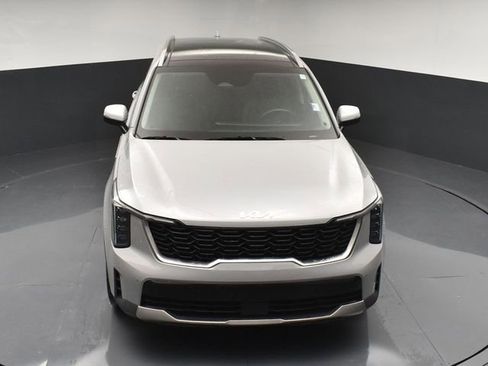 Certified 2025 Kia Sorento S w/ Panoramic Sunroof Package FWD image 44