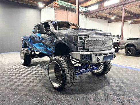 Used 2018 Ford F350 Lariat w/ Lariat Ultimate Package image 8