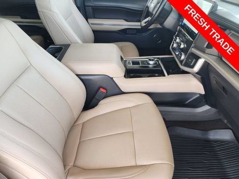 Used 2022 Ford Expedition Max XLT RWD image 13