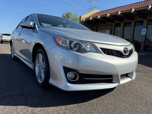 Used 2012 Toyota Camry SE image 14
