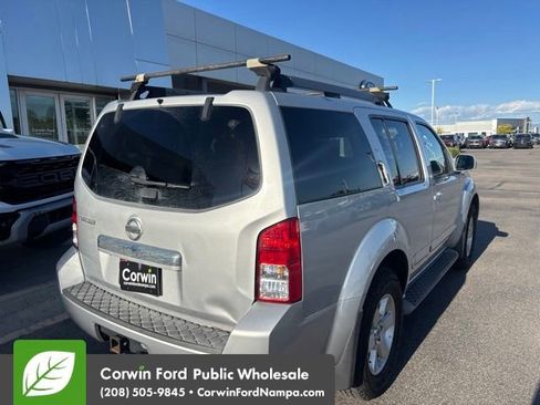 Used 2012 Nissan Pathfinder SV AWD/4WD image 4