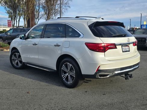 Used 2017 Acura MDX SH-AWD image 3