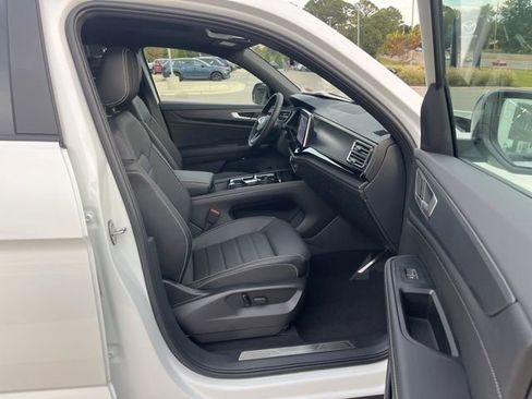 New 2026 Volkswagen Atlas Cross Sport SEL R-Line AWD/4WD image 31