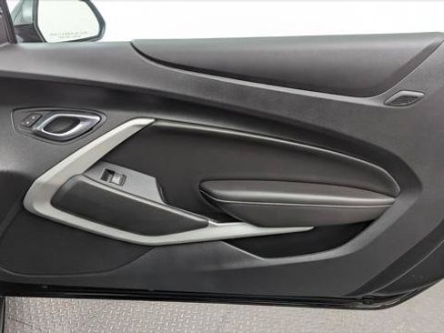 Used 2020 Chevrolet Camaro LT RWD image 19