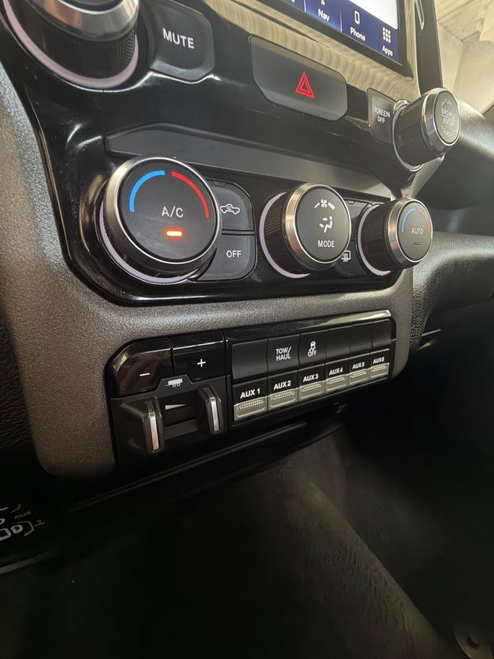 Used 2022 RAM 2500 Tradesman AWD/4WD image 11