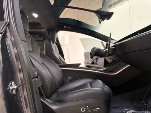 Used 2024 Tesla Model X AWD/4WD image 27