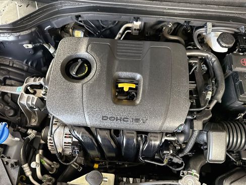 Used 2020 Hyundai Elantra SE w/ Cargo Package (C1) FWD image 38