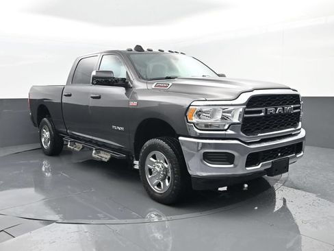 Used 2022 RAM 2500 Tradesman AWD/4WD image 3