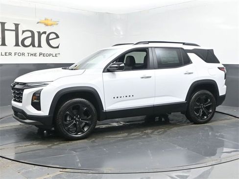 New 2026 Chevrolet Equinox LT w/ Convenience Package II image 10