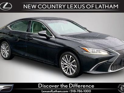 Used 2019 Lexus ES 350 w/ Premium Package