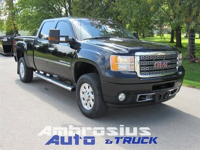 Used 2011 GMC Sierra 2500 Denali w/ Suspension Package, Off-Road