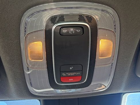 Used 2024 Hyundai Elantra SEL image 23