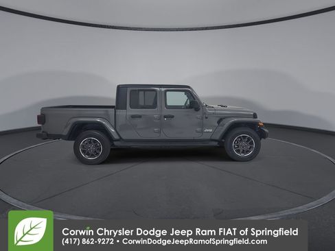 Certified 2022 Jeep Gladiator Overland w/ Popular Equipment Package image 2