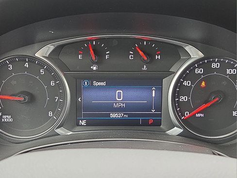 Used 2021 GMC Terrain SLE w/ Driver Convenience Package AWD/4WD image 23