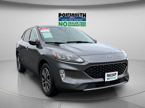 Used 2022 Ford Escape SEL w/ Technology Package AWD/4WD image 1
