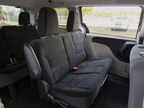 Used 2017 Dodge Grand Caravan SE w/ Power Window Group FWD image 30